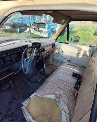 Ford F250 cena 28000 przebieg: 60000, rok produkcji 1985 z Rzeszów małe 11